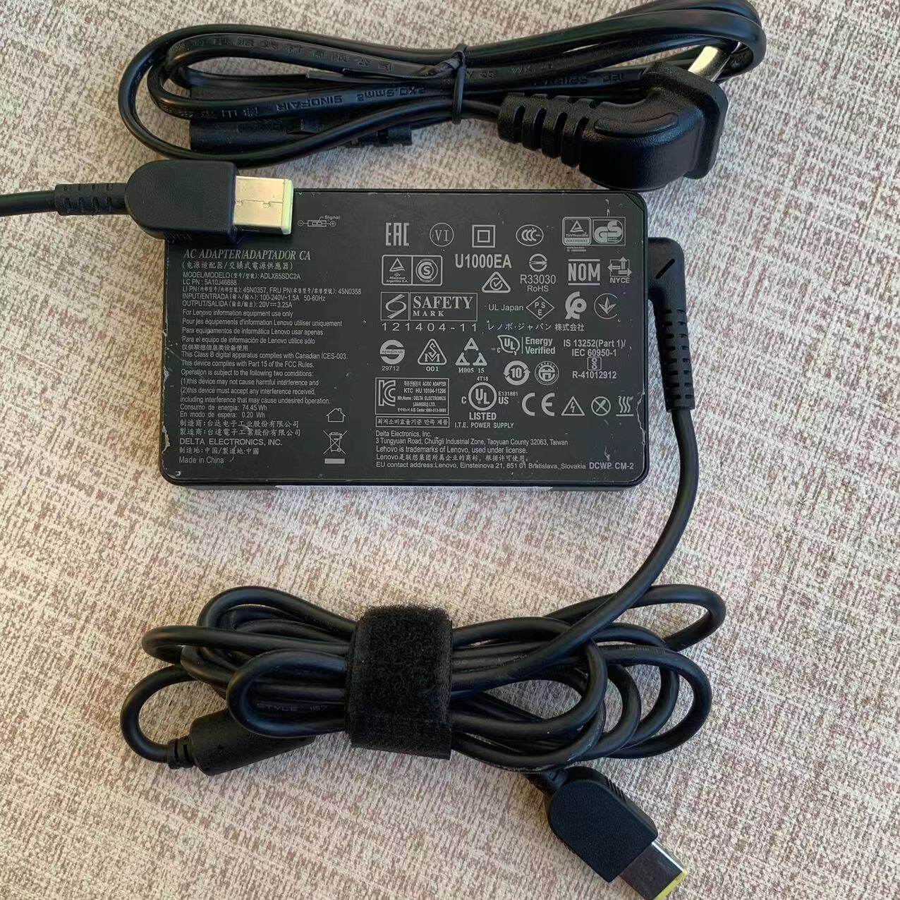 适用于联想20V3.25A方口65W超薄笔记本电脑充电器送电源线