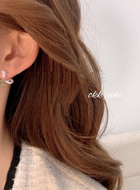 okk pine 森系油画感郁金香甜美清新小耳钉女中餐厅沈月同款耳环