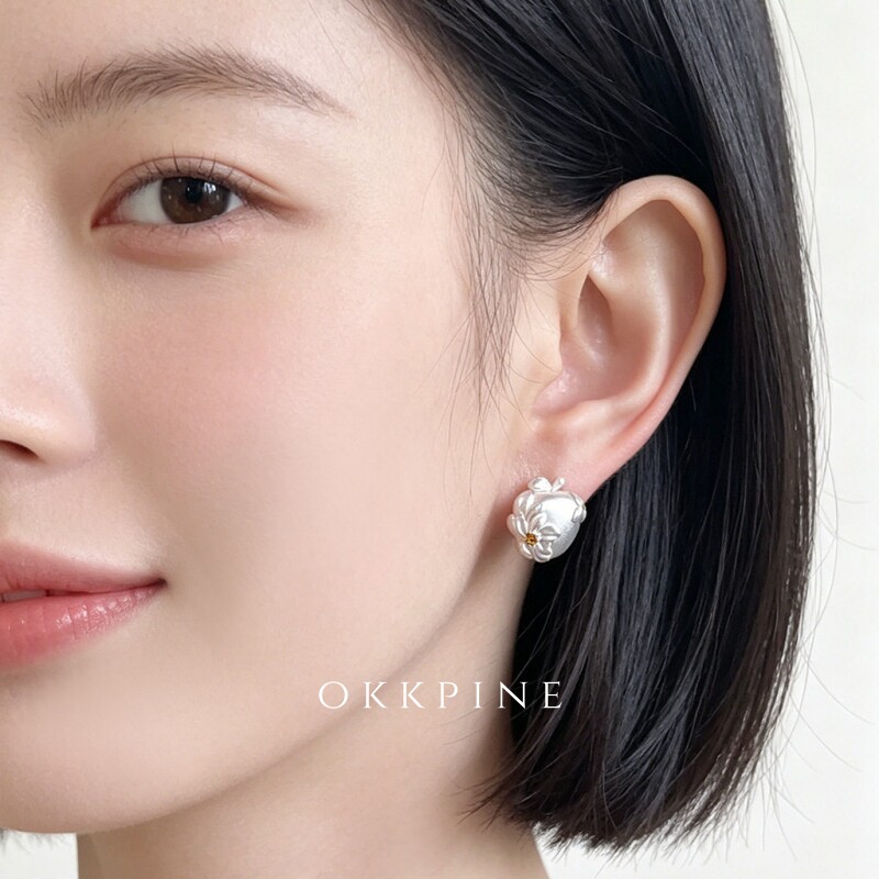 okk pine 秋实银苹~原创设计质感哑光银色苹果耳钉浮雕花叶耳环女