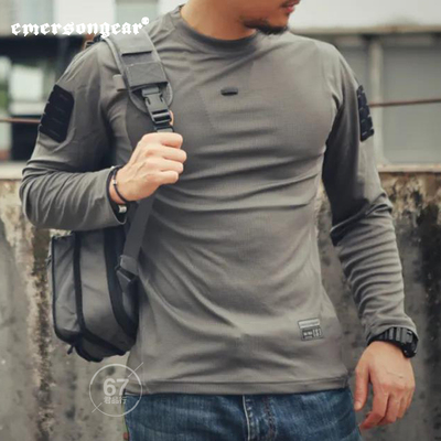 单导圆领速干透气长袖T恤