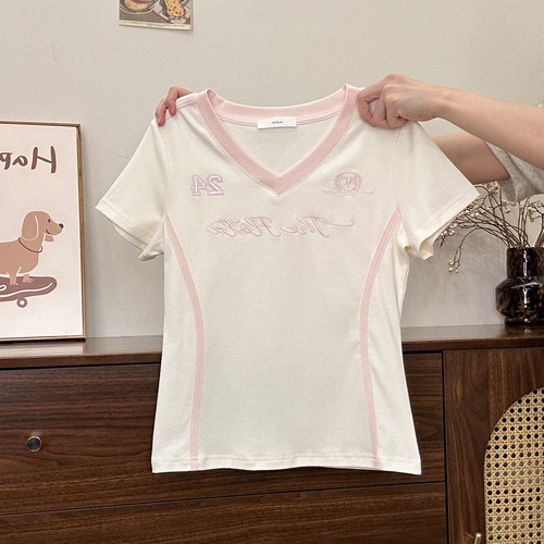美式刺绣字母拼色V领短袖T恤女