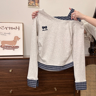 T恤女学院风收腰假两件短款 刺绣格纹吊带斜肩长袖 上衣 宇宙 奶油