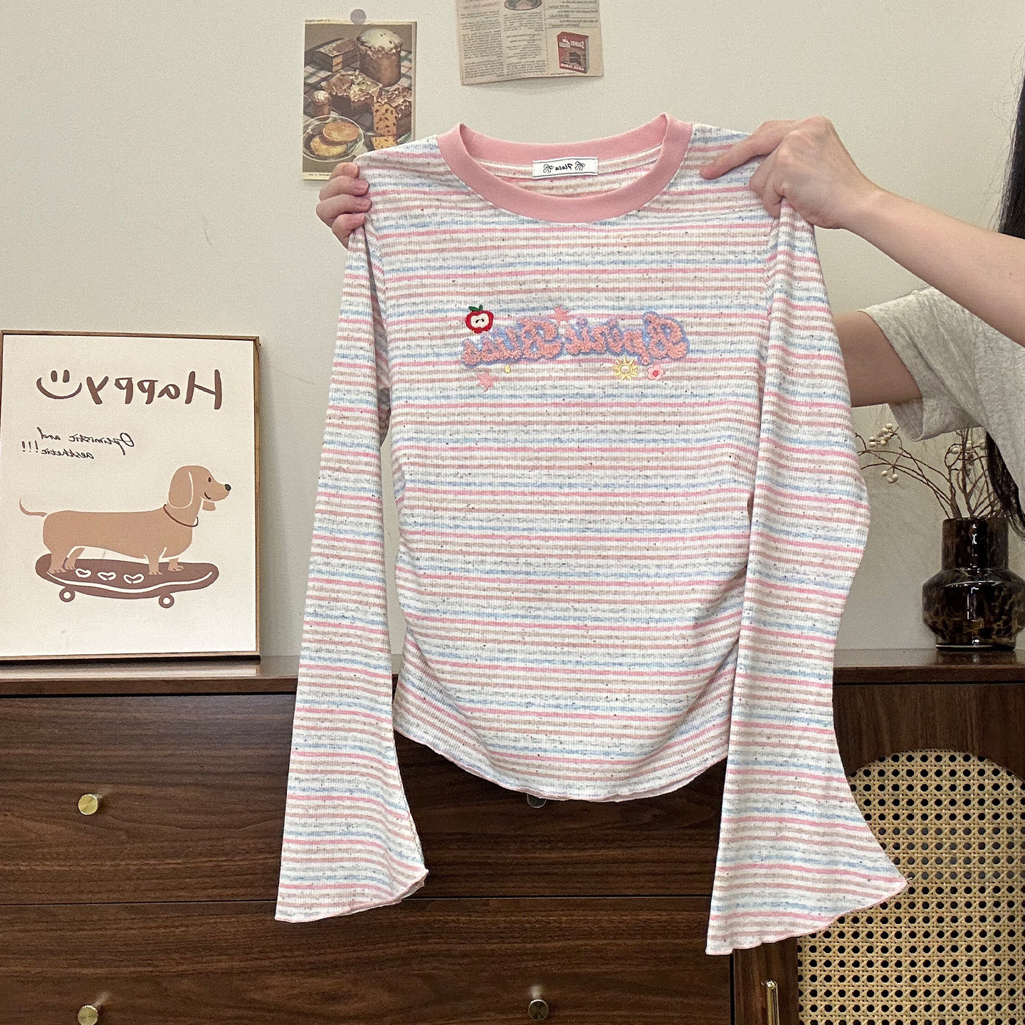 奶油的宇宙 植绒字母撞色条纹喇叭长袖T恤女日系风收腰内搭上衣,女装/女士精品,T恤,淘宝优惠券,粉丝福利购,淘宝优惠卷