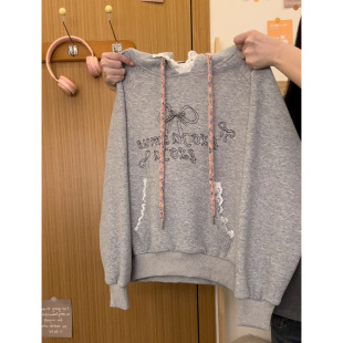 新款 奶油 上衣冬季 刺绣蝴蝶结蕾丝连帽卫衣女芭蕾风插肩袖 宇宙