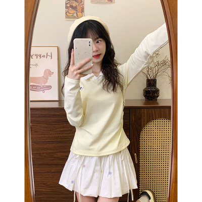 贴标爱心杏色polo长袖T恤女甜妹