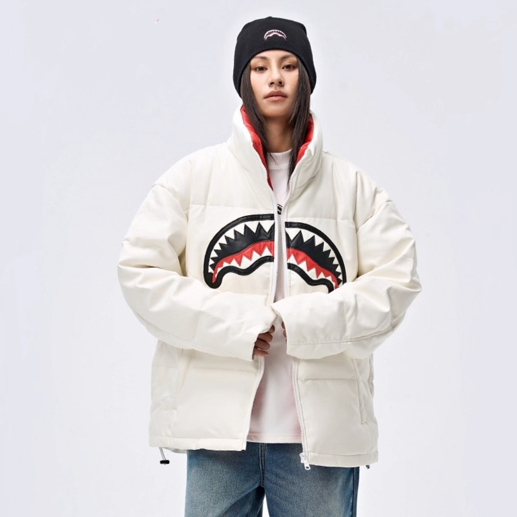鲨鱼嘴经典款PU皮保暖羽绒服
