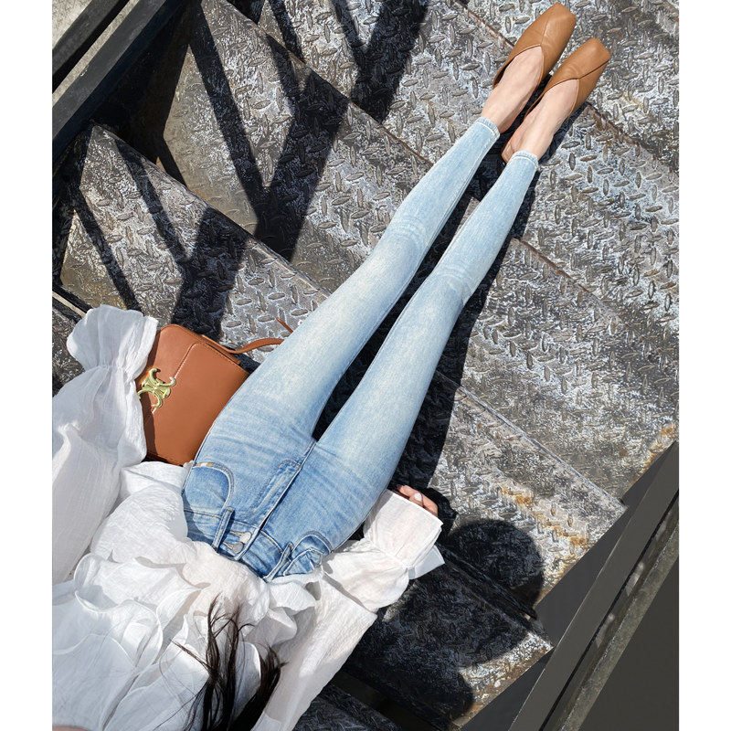 小众闭眼入~浅蓝色薄绒九分牛仔裤女秋冬双排扣高腰紧身小脚靴裤