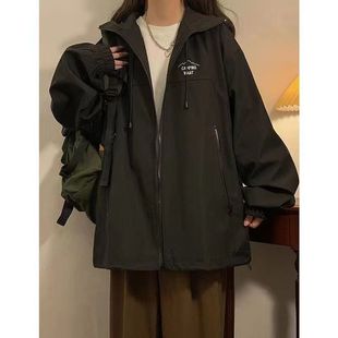 美式潮流连帽冲锋衣外套女春秋新款宽松运动学生防风工装夹克上衣