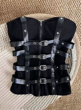 别致小众朋克风性感抹胸束腰黑色皮扣金属装饰酷辣御姐个性上衣女