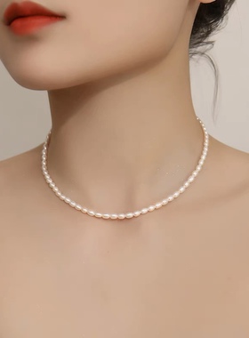 4mm小号法式感配饰珍珠项链女锁骨链轻奢小众设计感颈链时尚