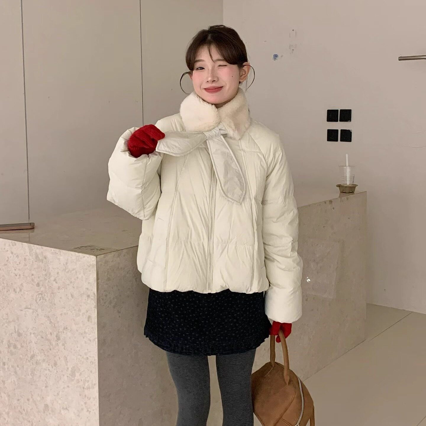 兔子耳朵围脖小个子羽绒服女