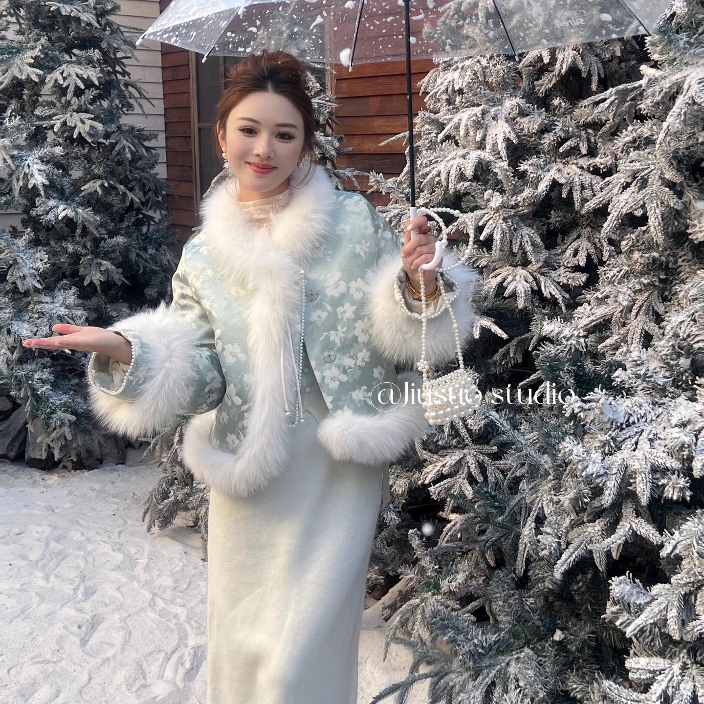 新中式名媛风狐狸毛羽绒服女