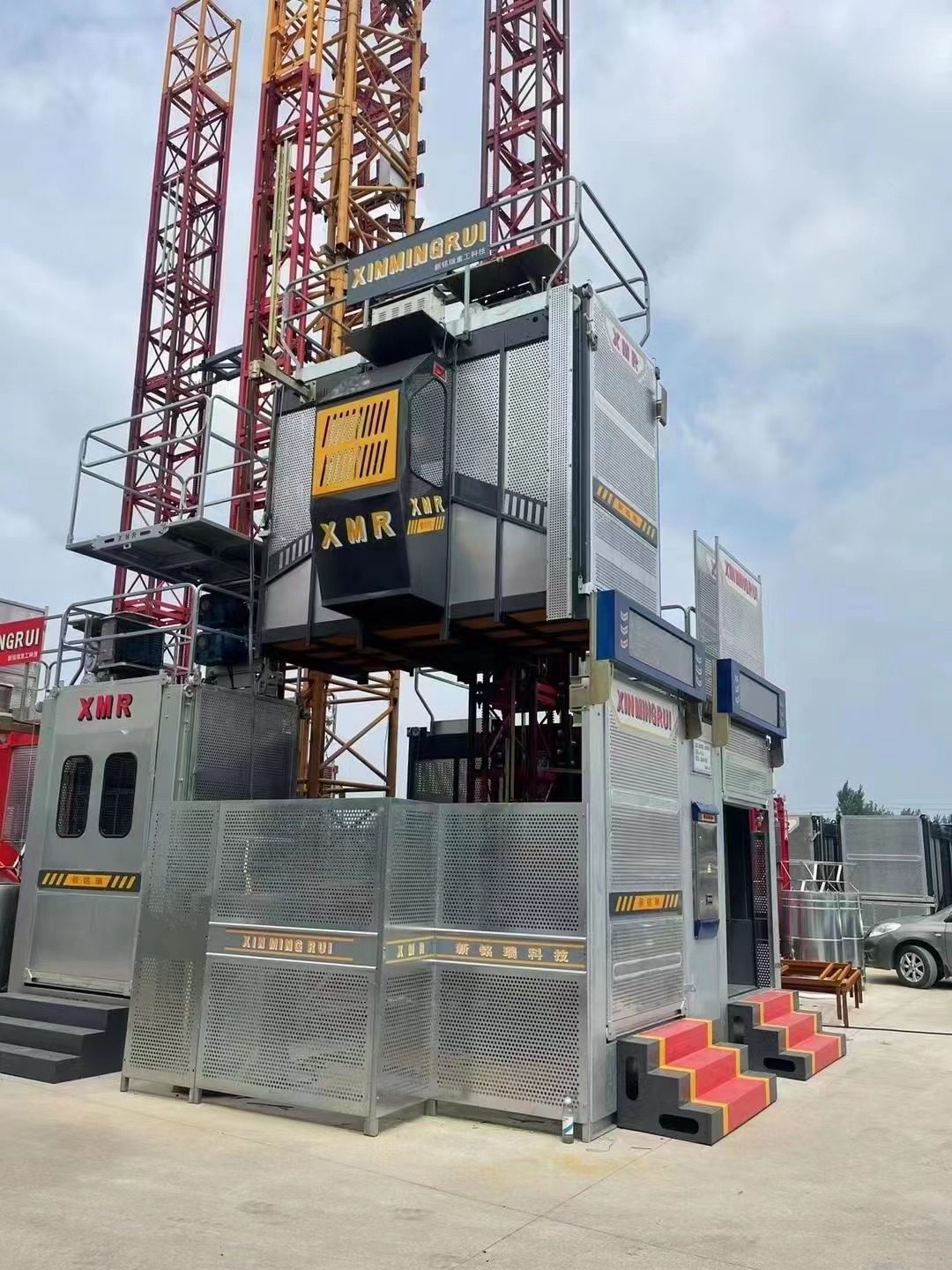 施工电梯sc200人货梯零高度升降机建筑工地变频升降梯吊笼物料提