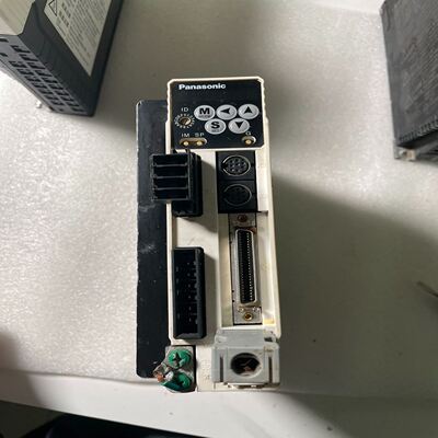 松下 MBDDT2210052 驱动器 二手拆机