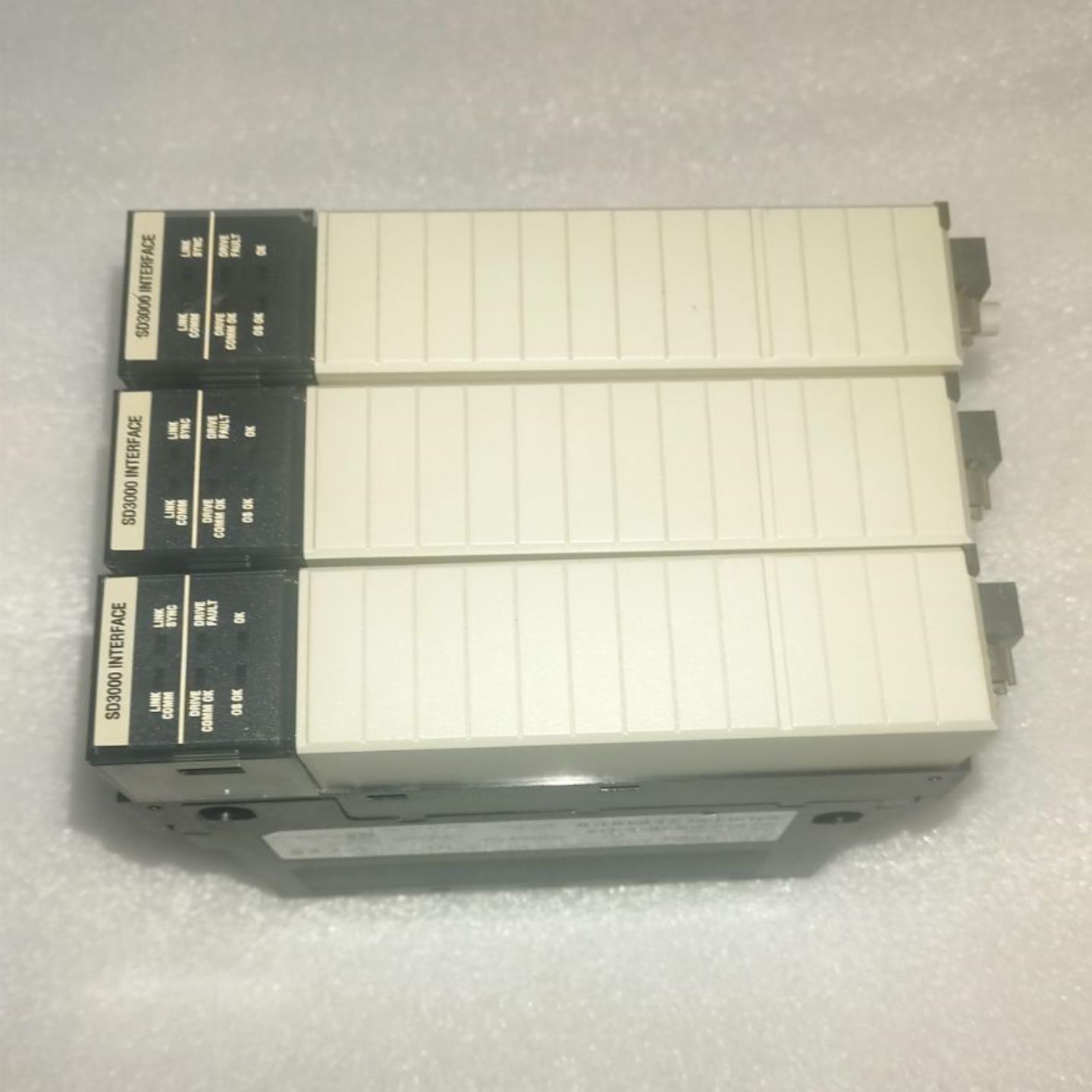 1756-DMD30A    1756-HSCA  1756-CNBD    1756-L63  议价