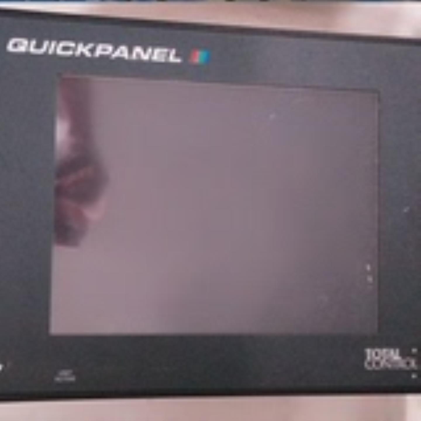 QUICKPANEL    QPI-MBP-201-G  议价  QPI2D100C2P-D