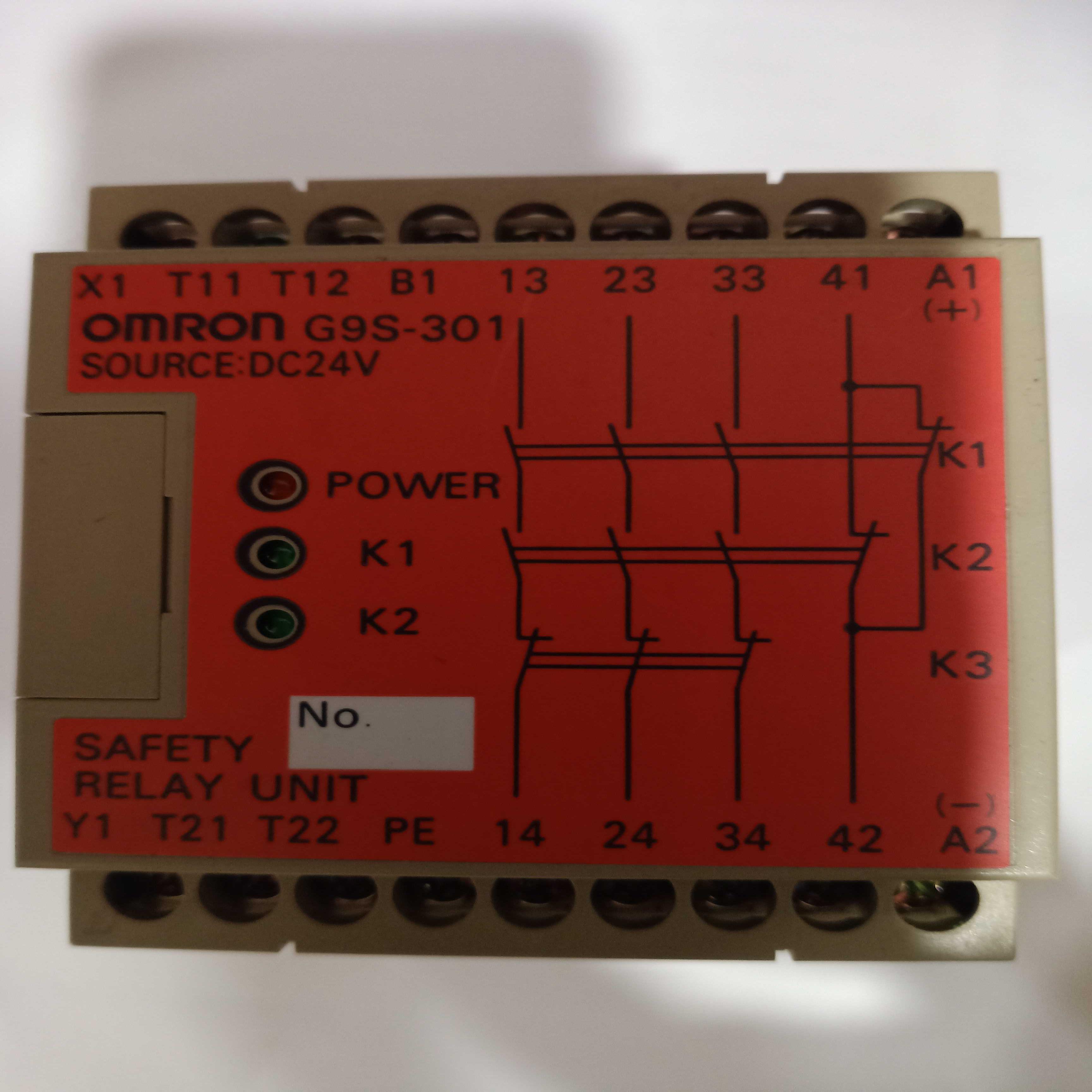 G9S-301 G9S301 DC24V AC24V TYPEG9S-301 原装欧姆龙安全继电器