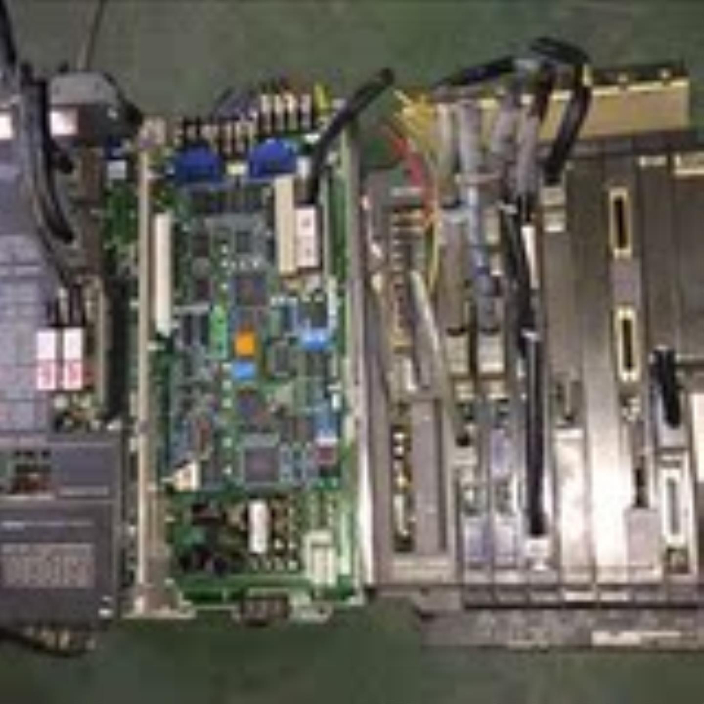 三菱MC724-1 MC616 MC323 MC301电源PD21B  MEM-A0 MC411-5