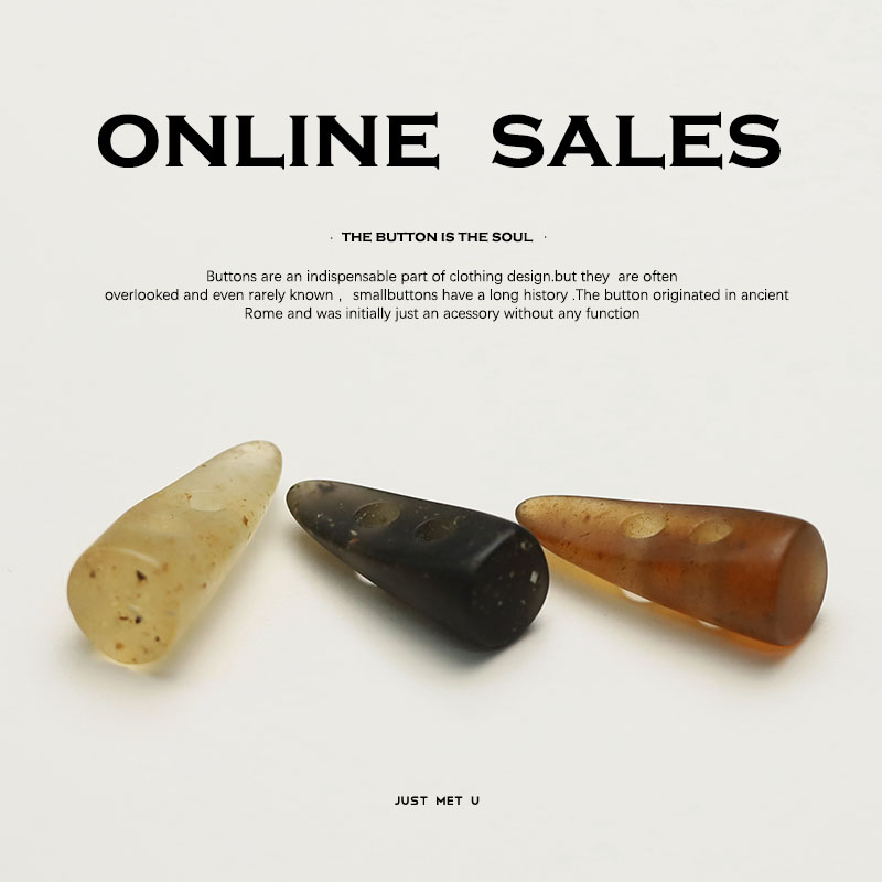 两眼牛角扣外套风衣大衣羽绒服扣