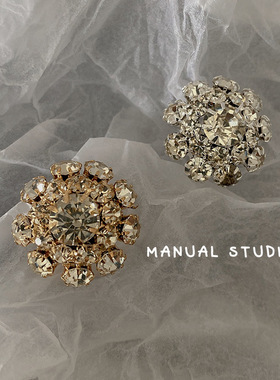 MANUAL STUDIO 名媛风小香皮草装饰钮扣裘皮貂皮毛衣银色金色钻扣