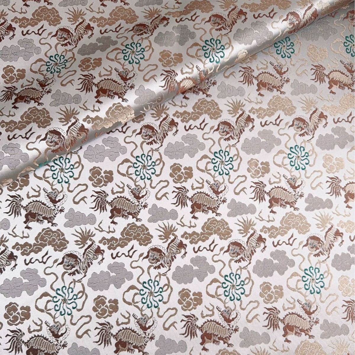 小麒麟祥云仿宋锦提花面料 新中式马甲外套服装面料箱包抱枕茶席