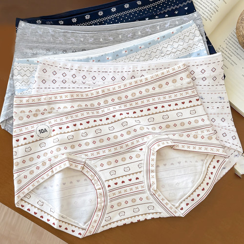 萌趣费尔岛柔软内裤女中腰透气