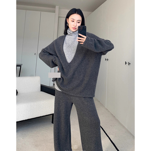 套装 撞色叠穿针织上衣时尚 row风羊绒深V领毛衣阔腿裤 简约叠穿