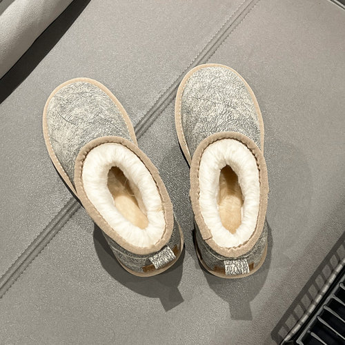 冬季雪地靴百搭休闲明星同款