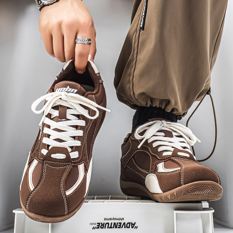 德训男鞋秋冬2025新款复古低帮百搭板鞋轻便软底运动休闲阿甘潮鞋