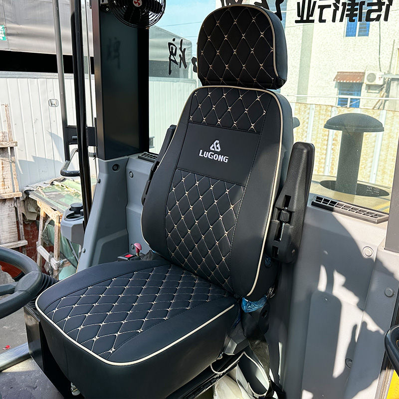 皮革四季1全包鲁工装载机座椅套