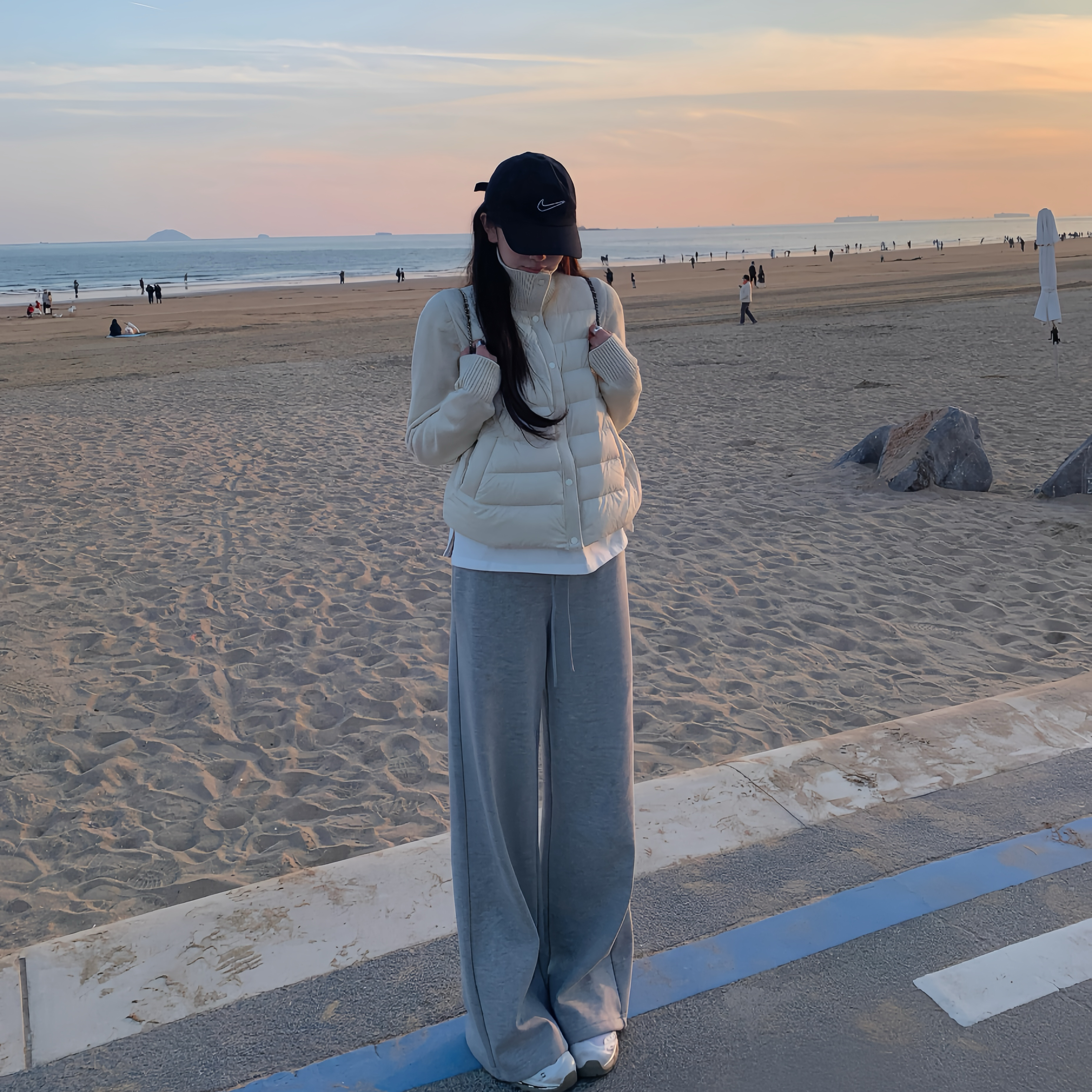 2025冬季新款韩版针织袖羽绒服女短款排骨立领90白鸭绒小个子外套