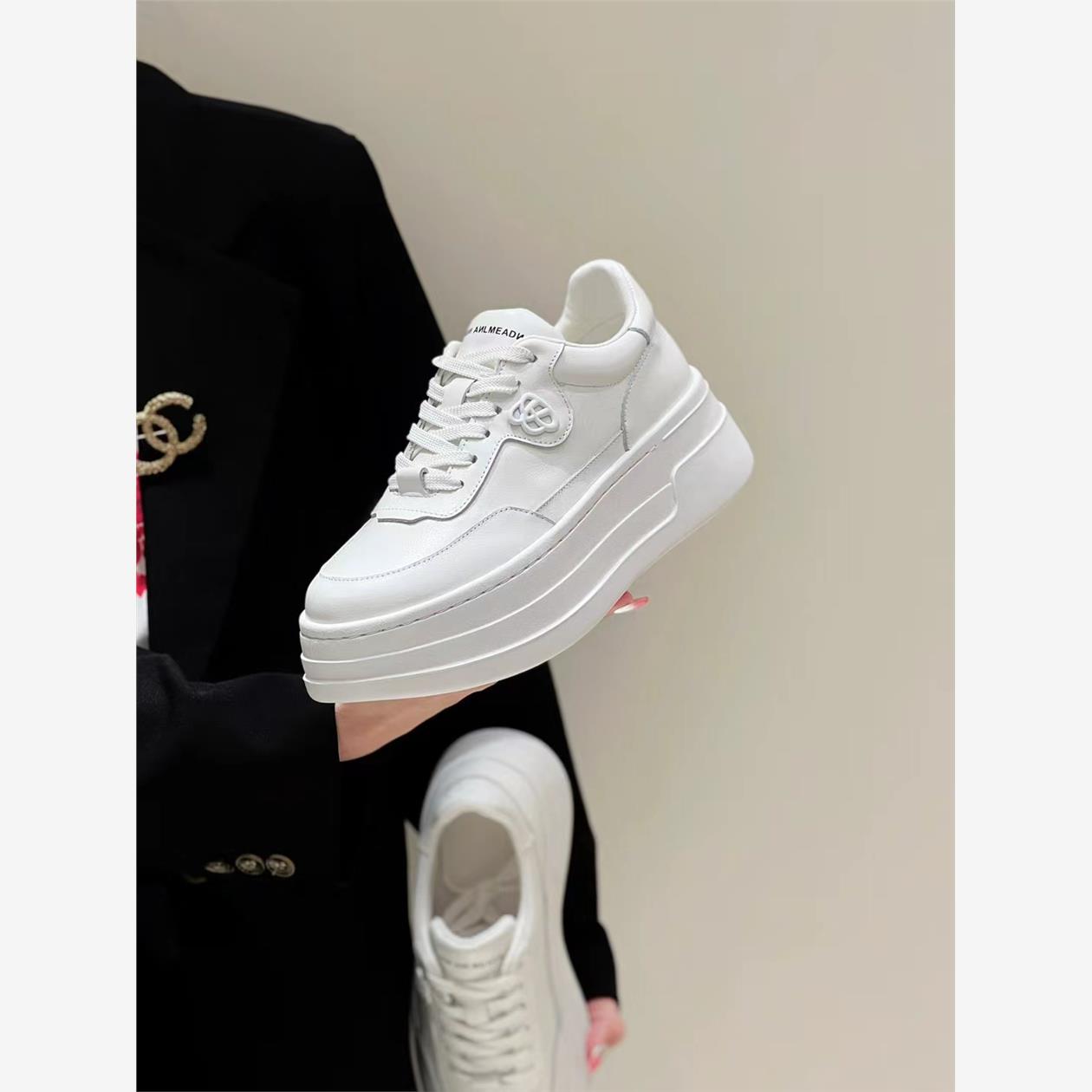 赵露思明星同款厚底小白鞋2024新款真皮增高运动鞋松糕底老爹鞋