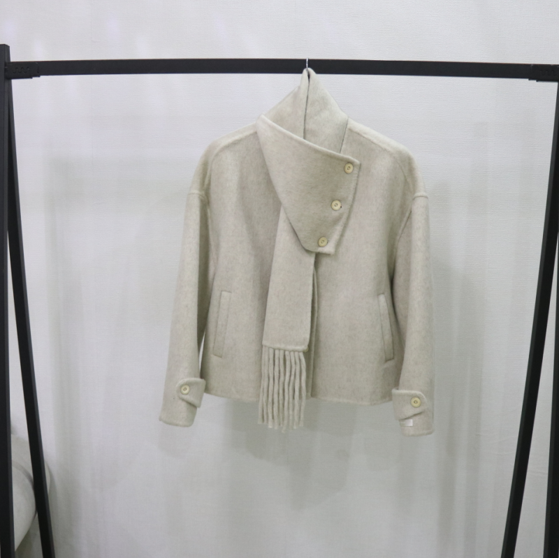 小个子宽松羊毛呢外套