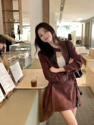 2025新款法式高级感气质轻奢高级感大方得体套装