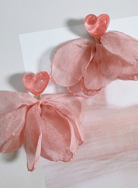 Margot手作甜美粉色爱心耳环法式超仙花瓣耳钉小众设计耳饰耳夹