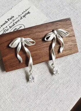 Margot手作芭蕾风蝴蝶结耳钉新款2024爆款时尚耳夹个性气质耳环