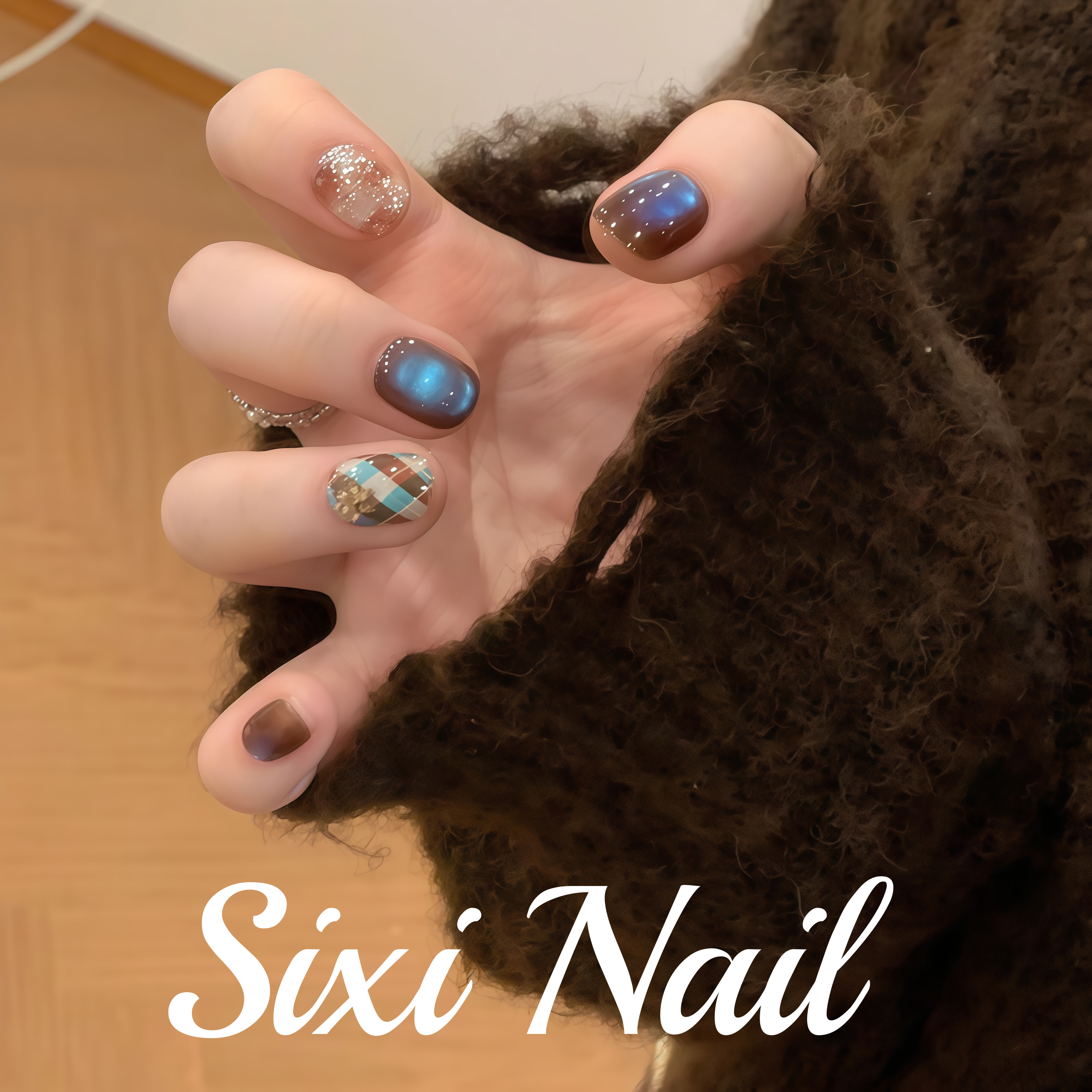 暖棕格纹纯手工穿戴甲ins风高级感短款豆豆甲猫眼美甲贴片假指甲,彩妆/香水/美妆工具,穿戴甲/甲片,淘宝优惠券,粉丝福利购,淘宝优惠卷