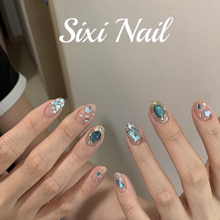 星河湾K9钻 纯手工穿戴甲冰透猫眼气质简约ins风显白手作美甲新款