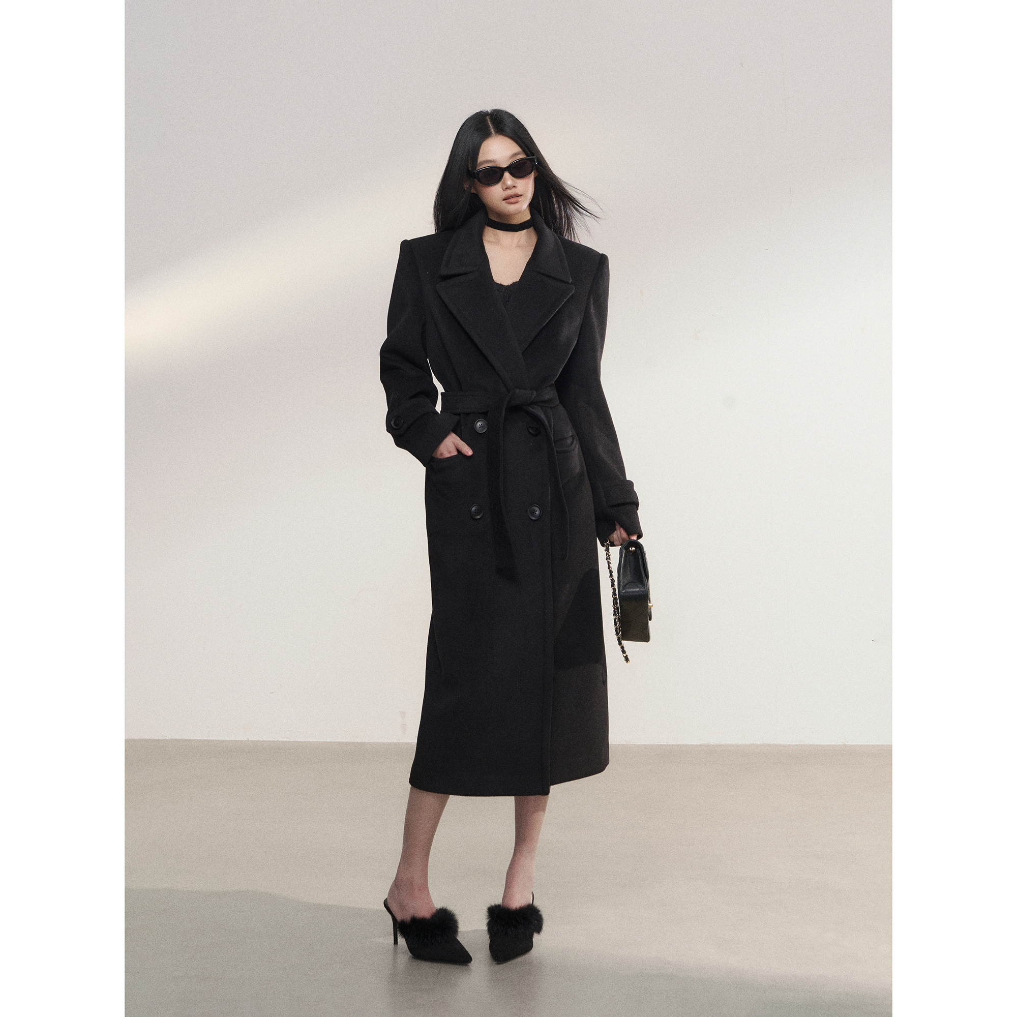 PEMPL 正肩西装领垫肩系带收腰毛呢外套女宽松黑色中长款呢子大衣