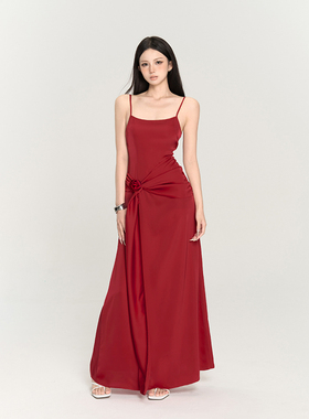 PEMPL 红色吊带连衣裙女夏季新款无袖方领高腰系带修身显瘦长裙子