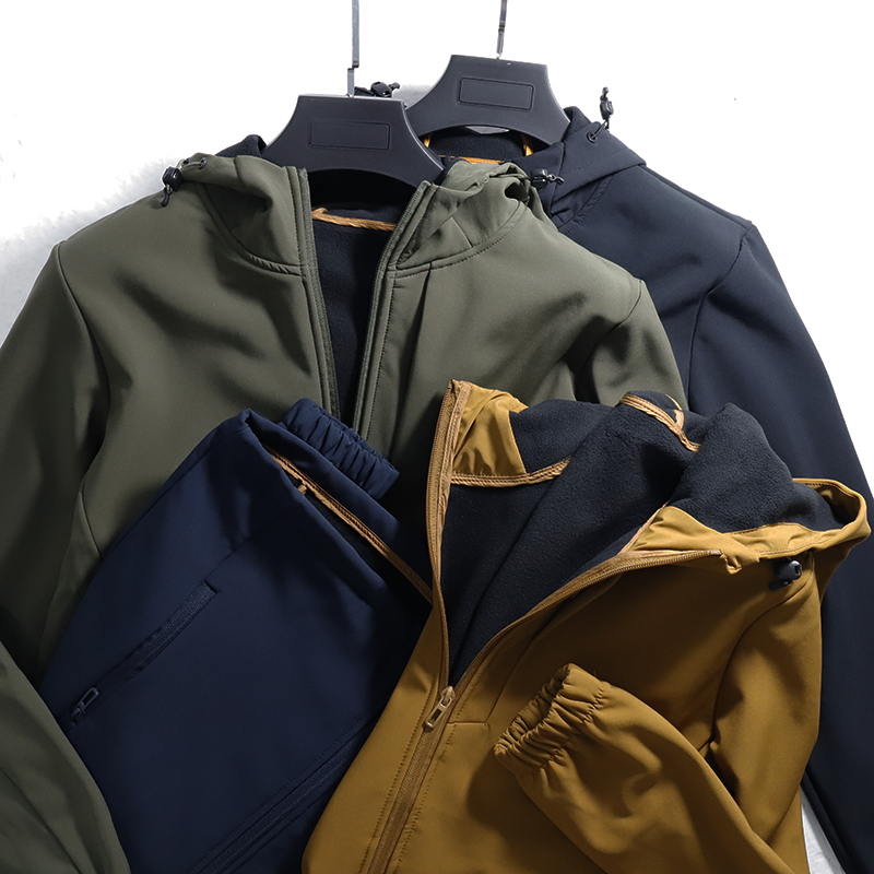 秋冬防风衣软壳冲锋衣外套男装