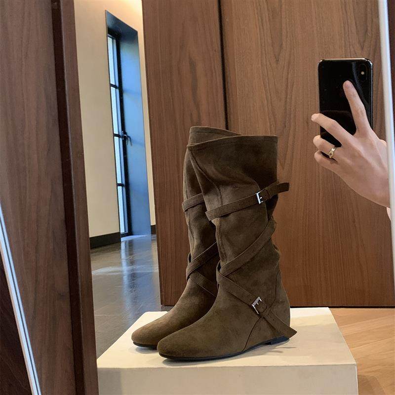 复古交叉扣带西部牛仔靴女秋新款柔软褶皱堆堆马丁靴中筒靴法式,女鞋,时装靴,淘宝优惠券,粉丝福利购,淘宝优惠卷