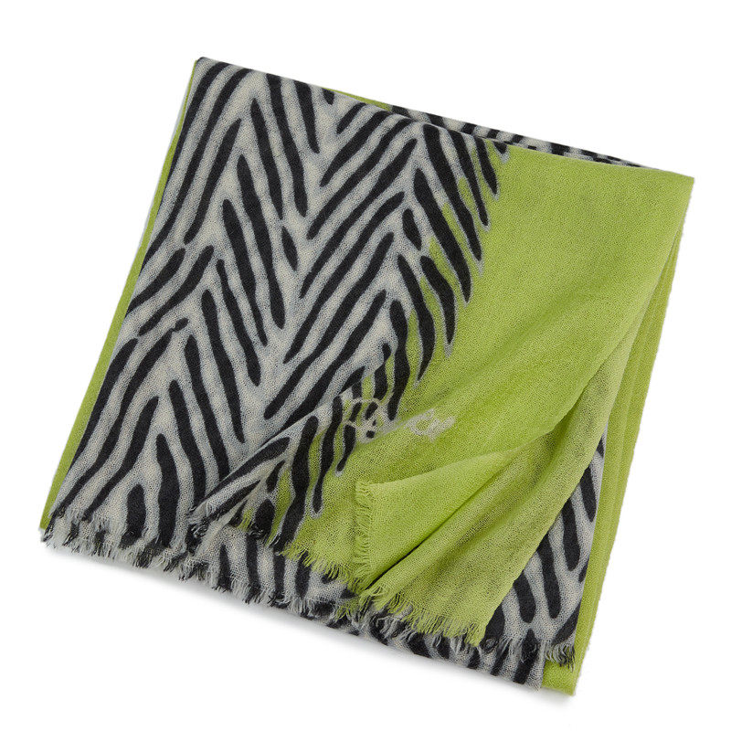 工厂清货出口欧美订单春秋季中薄款羊绒印花围巾披肩两用保暖女士