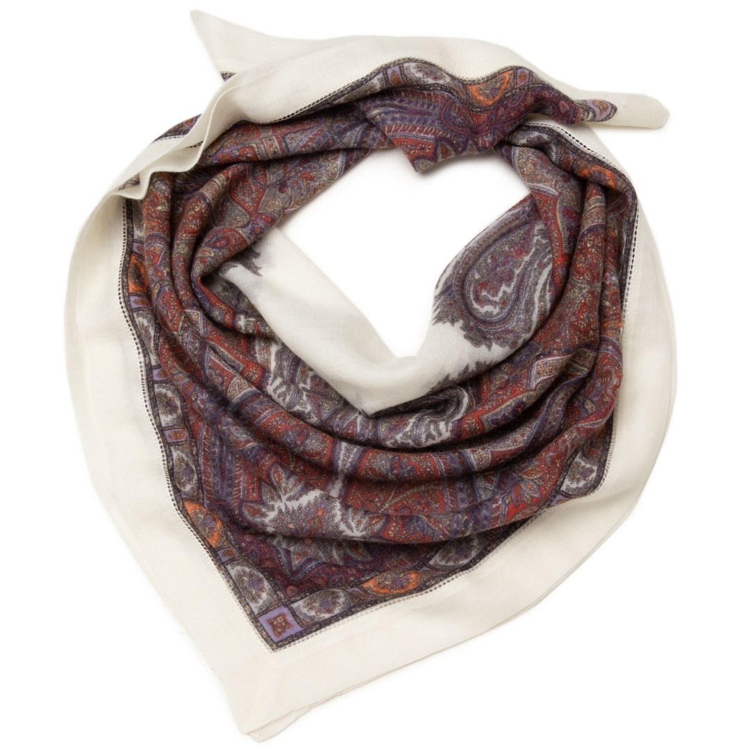 200支戒指绒春夏薄款防晒空调房佩里斯腰果花印花羊绒方巾保暖女