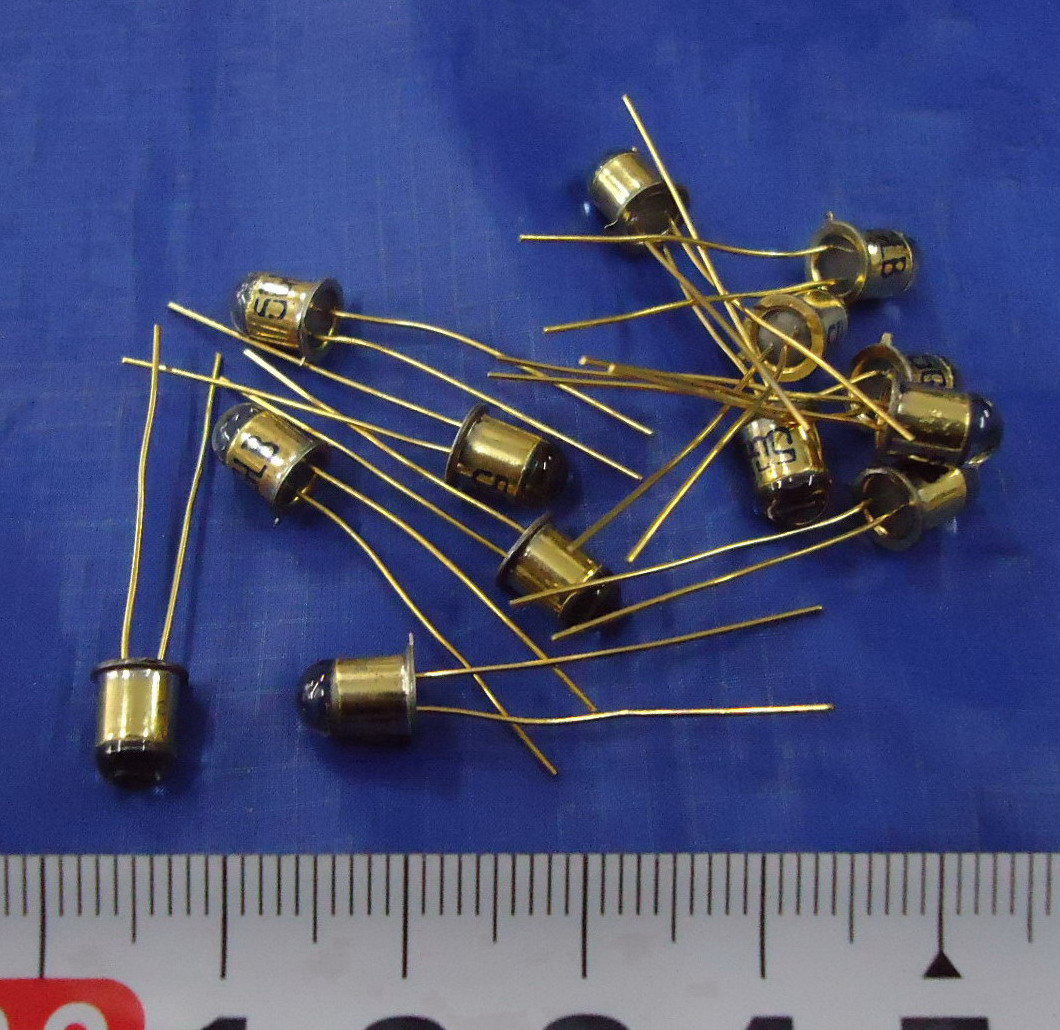 金属封装光敏 硅光敏二极管 5GLB 二只脚 全新积压货