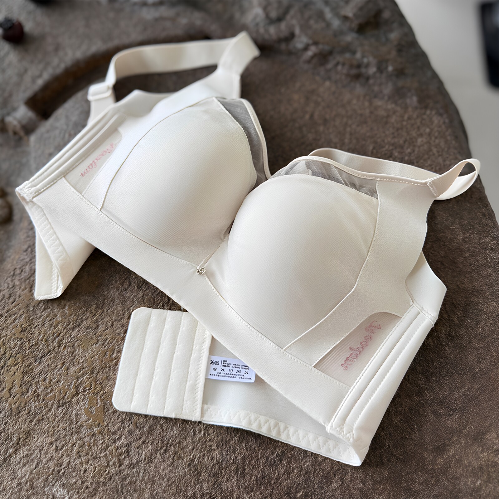 suregirl大胸按摩杯大包容调整型收副乳无钢圈提拉大码显瘦文胸女