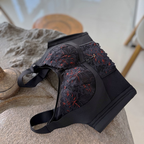 大码塑型防下垂大胸显小薄款文胸