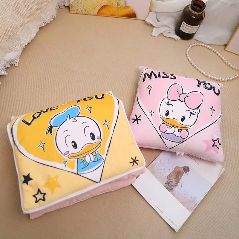 可爱卡通抱枕被子两用车载办公室午睡毯子二合一四季通用沙发靠垫