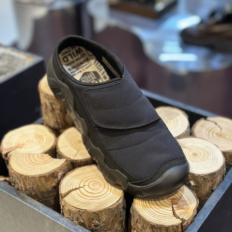 不退换全韩百货 KEEN 韩国代购 2025春休闲鞋 KNSO4F210 5C14