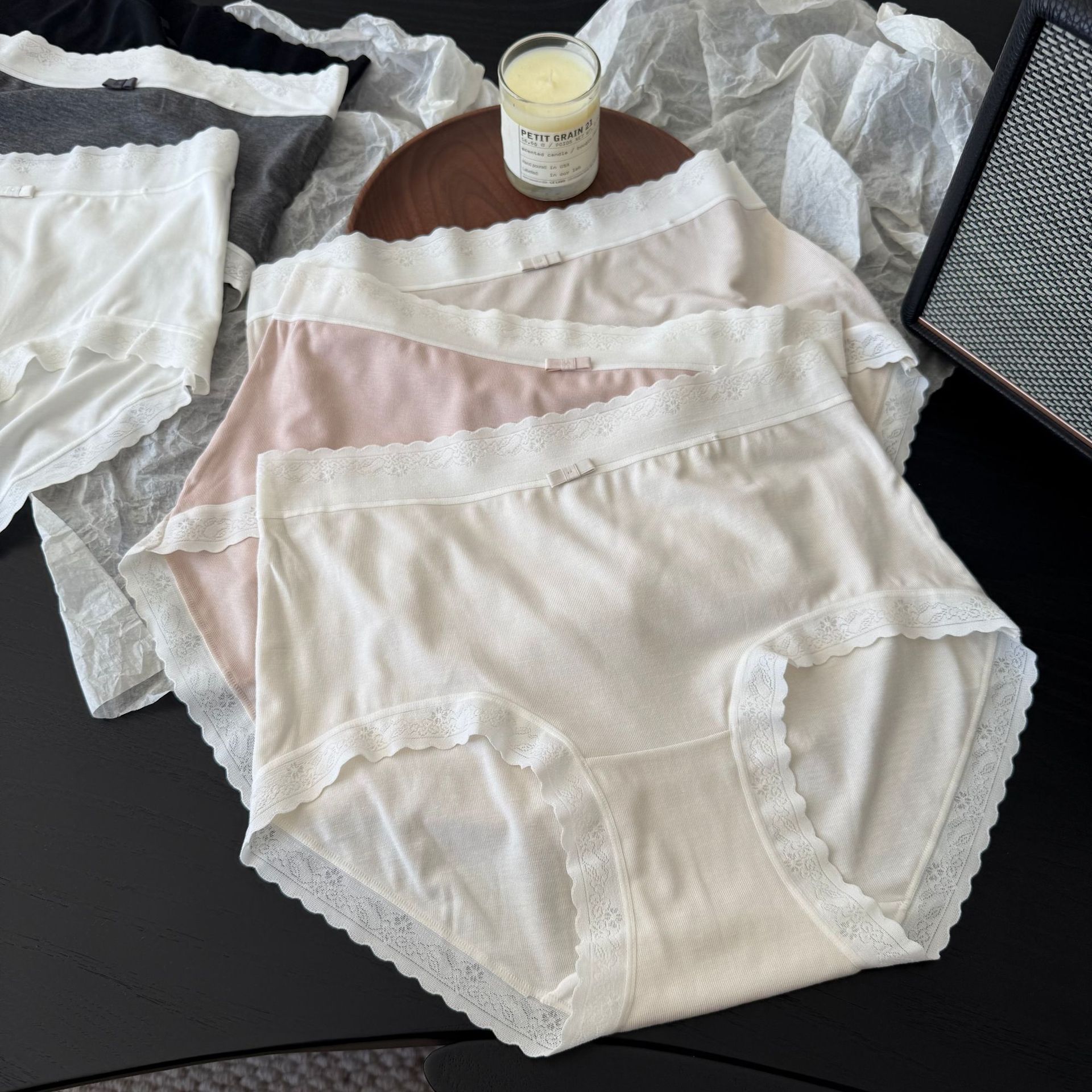 小兰裙R076莫代尔女士内裤女生秋季棉裆无痕薄款透气中腰少女短裤